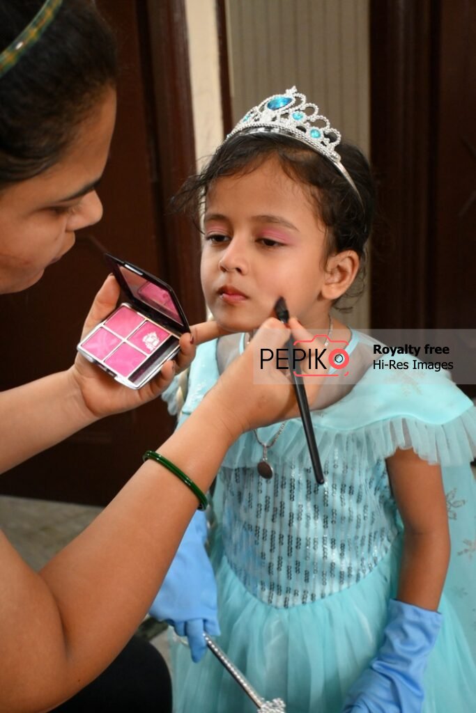 Little Girl’s passion about makeup 2