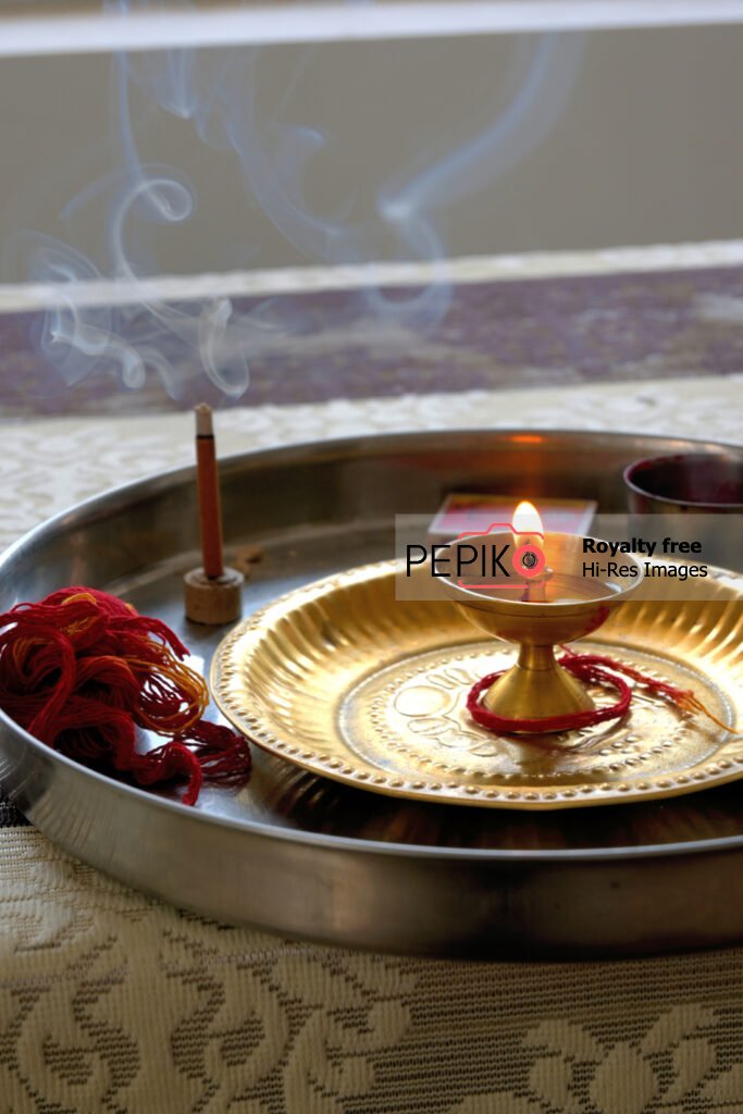 
									Fire lamp to be used while praying in India