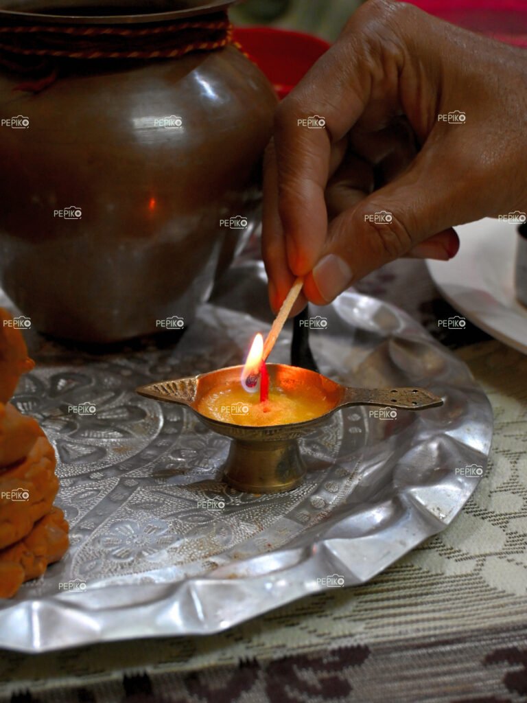 
									Picture of light lamp being lighten up